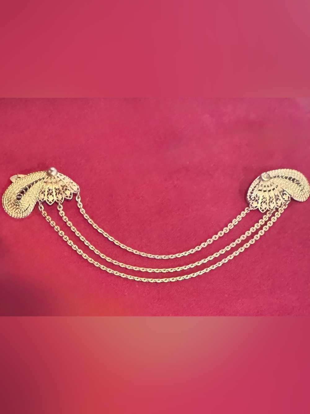 Vintage Sweater Guard—Unsigned, GoldTone Fan Design, Filigree, 3 chains—Damaged